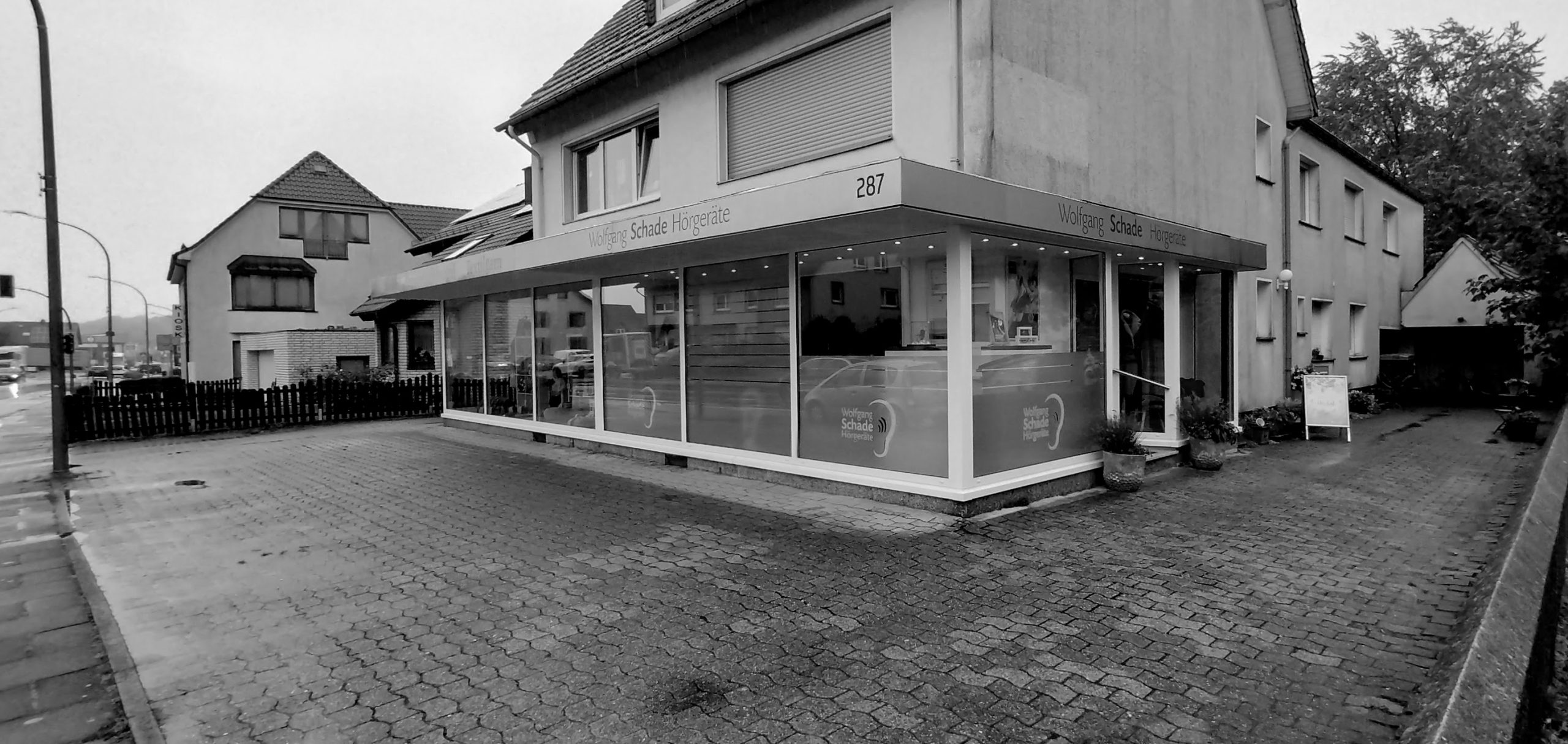 Außenansicht des Hörgeräte-Fachgeschäfts in Leopoldshöhe-Asemissen